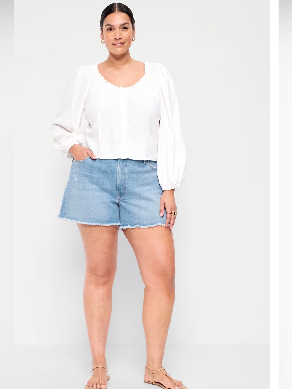 Old Navy Light Blue Distressed Denim Frayed-Hem Shorts